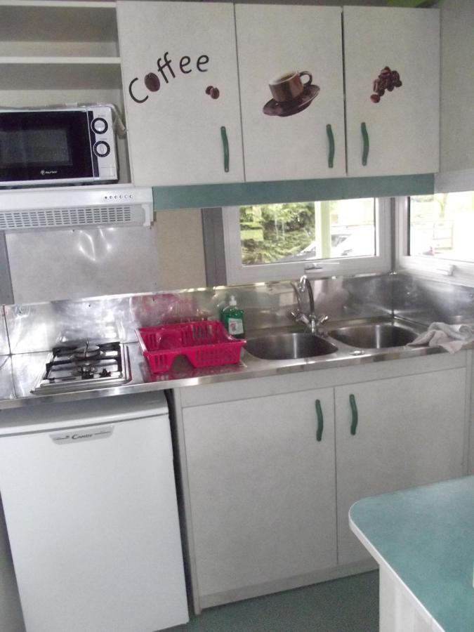 Camping Aire Du Gros Pre Lesseux 외부 사진